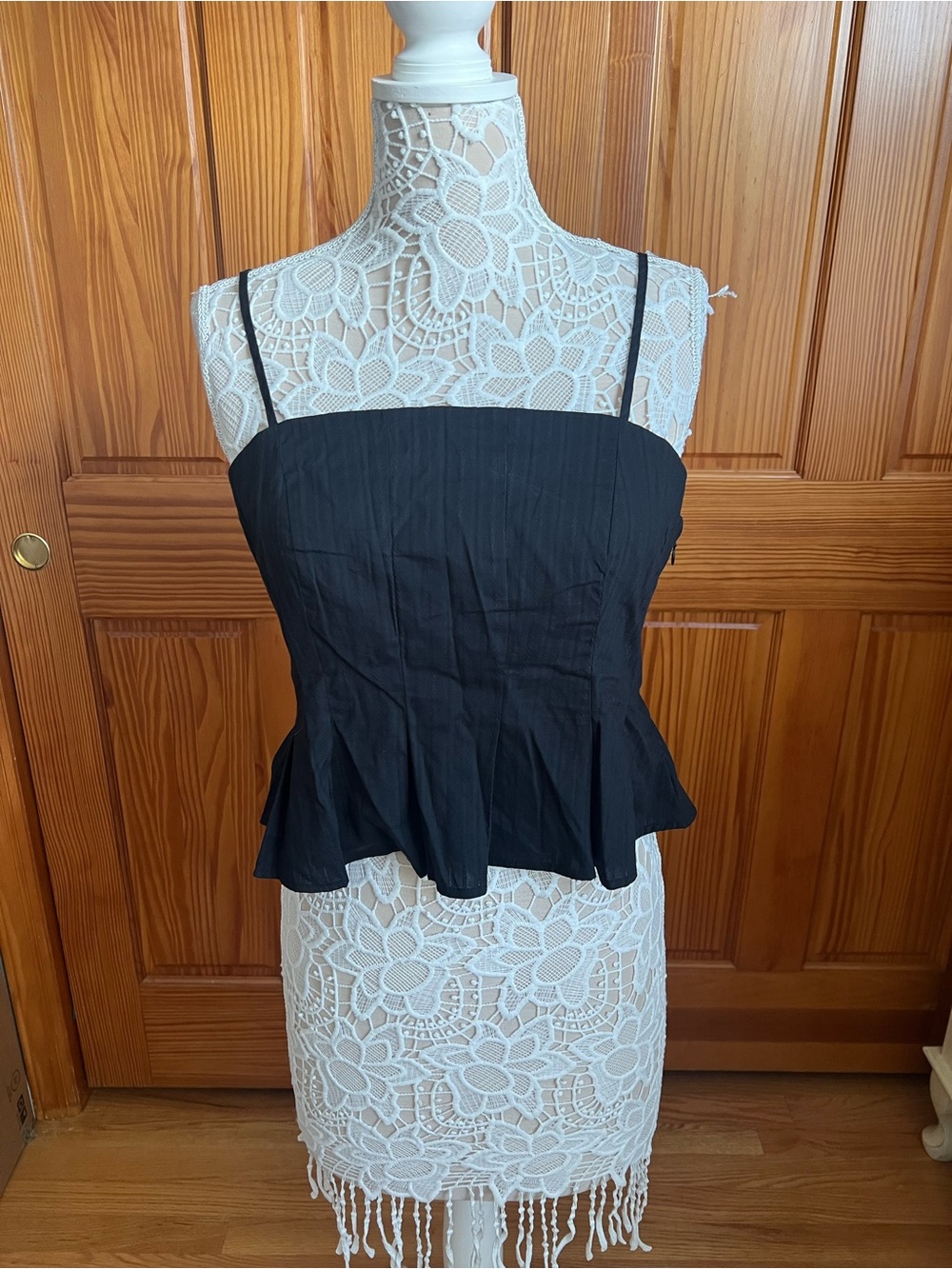 NWT Universal Threads Black Zip Up Tank Top